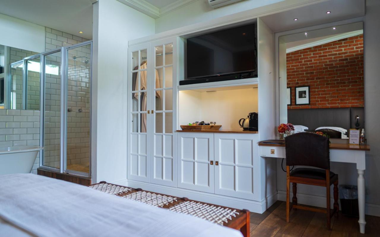 Bed and Breakfast Liedjiesbos Urban Olive Farm Bloemfontein Esterno foto