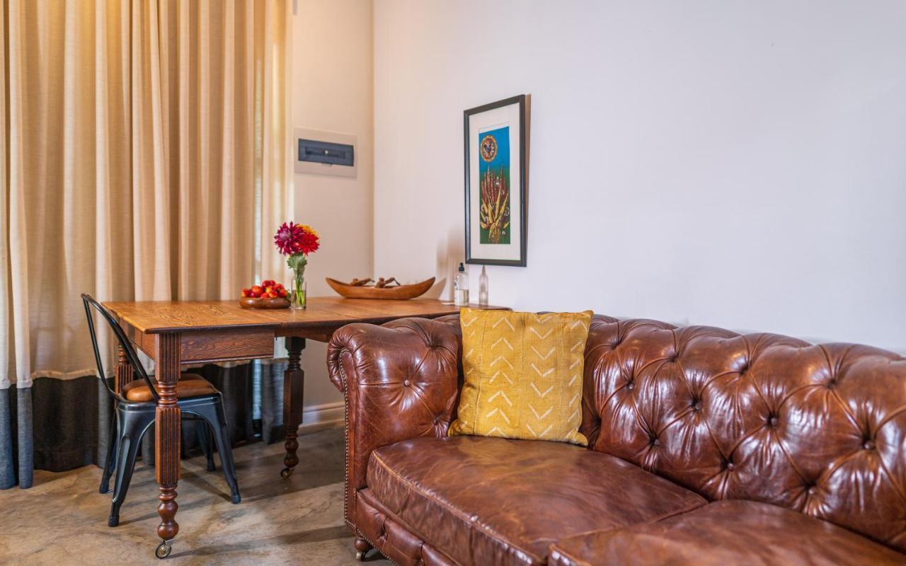Bed and Breakfast Liedjiesbos Urban Olive Farm Bloemfontein Esterno foto
