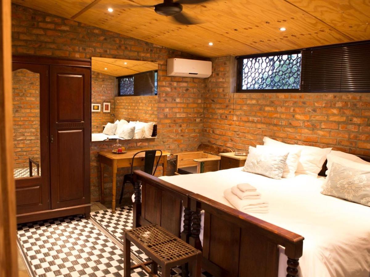 Bed and Breakfast Liedjiesbos Urban Olive Farm Bloemfontein Esterno foto