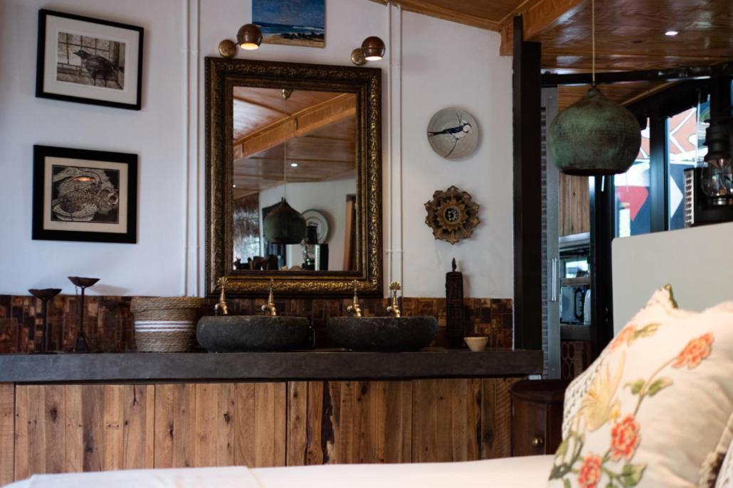 Bed and Breakfast Liedjiesbos Urban Olive Farm Bloemfontein Esterno foto