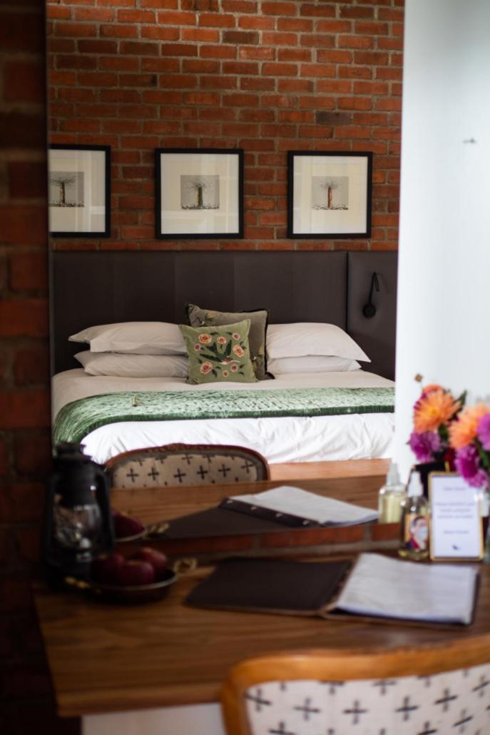 Bed and Breakfast Liedjiesbos Urban Olive Farm Bloemfontein Esterno foto